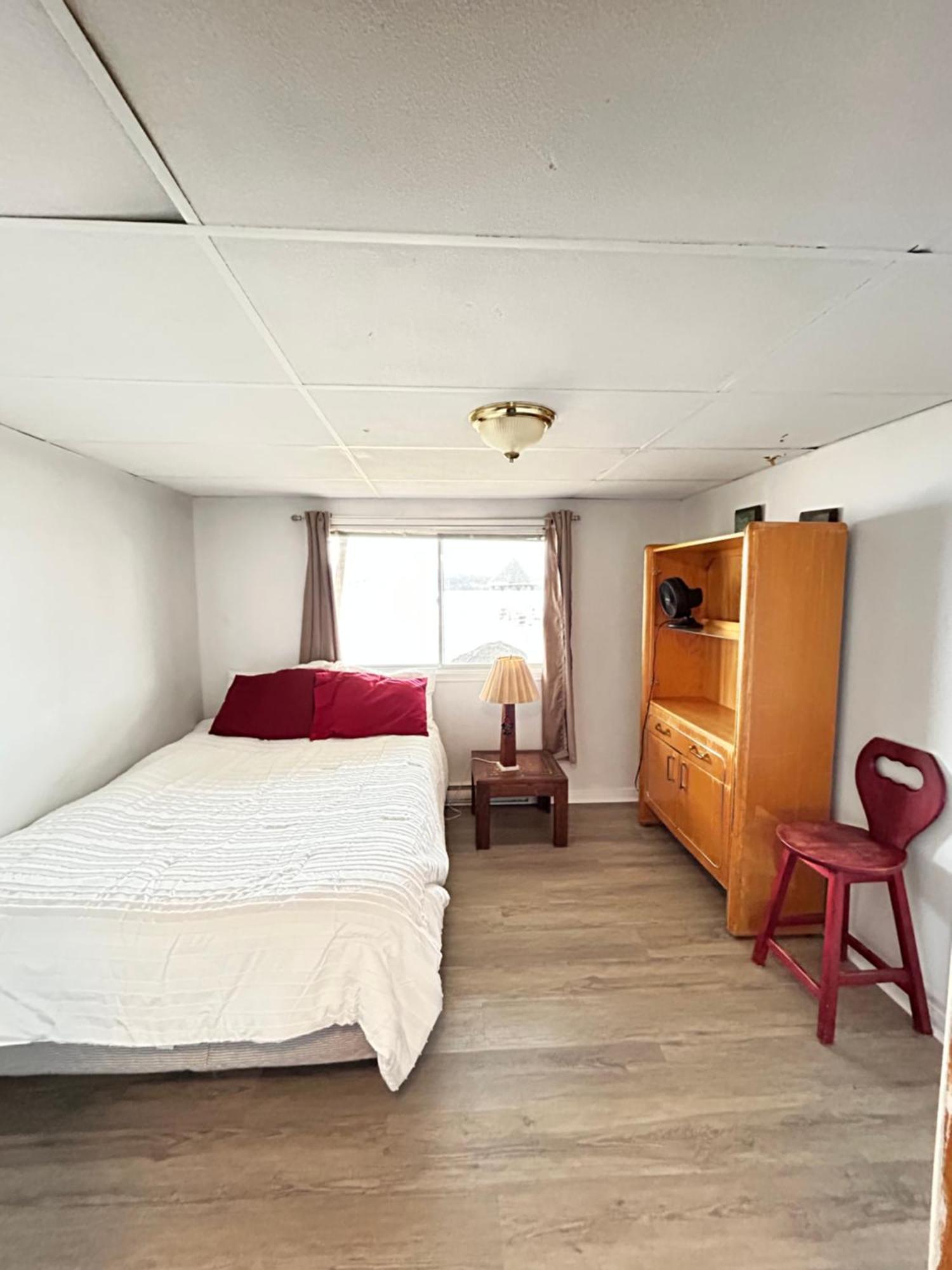 Resort Lac Ste-Marie Lac Sainte-Marie Rum bild