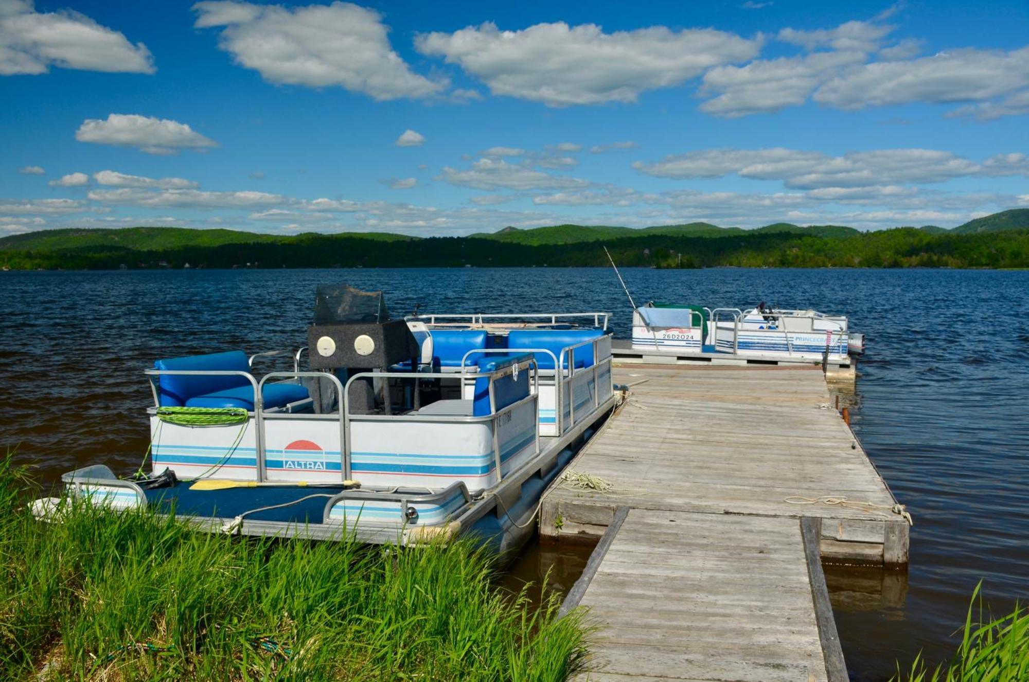 Resort Lac Ste-Marie Lac Sainte-Marie Exteriör bild